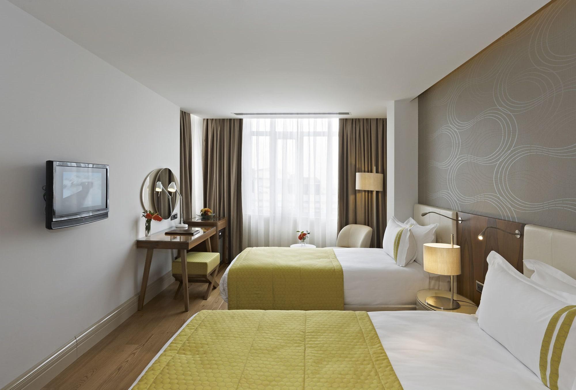 Four Points Express By Sheraton Istanbul Taksim Square Экстерьер фото